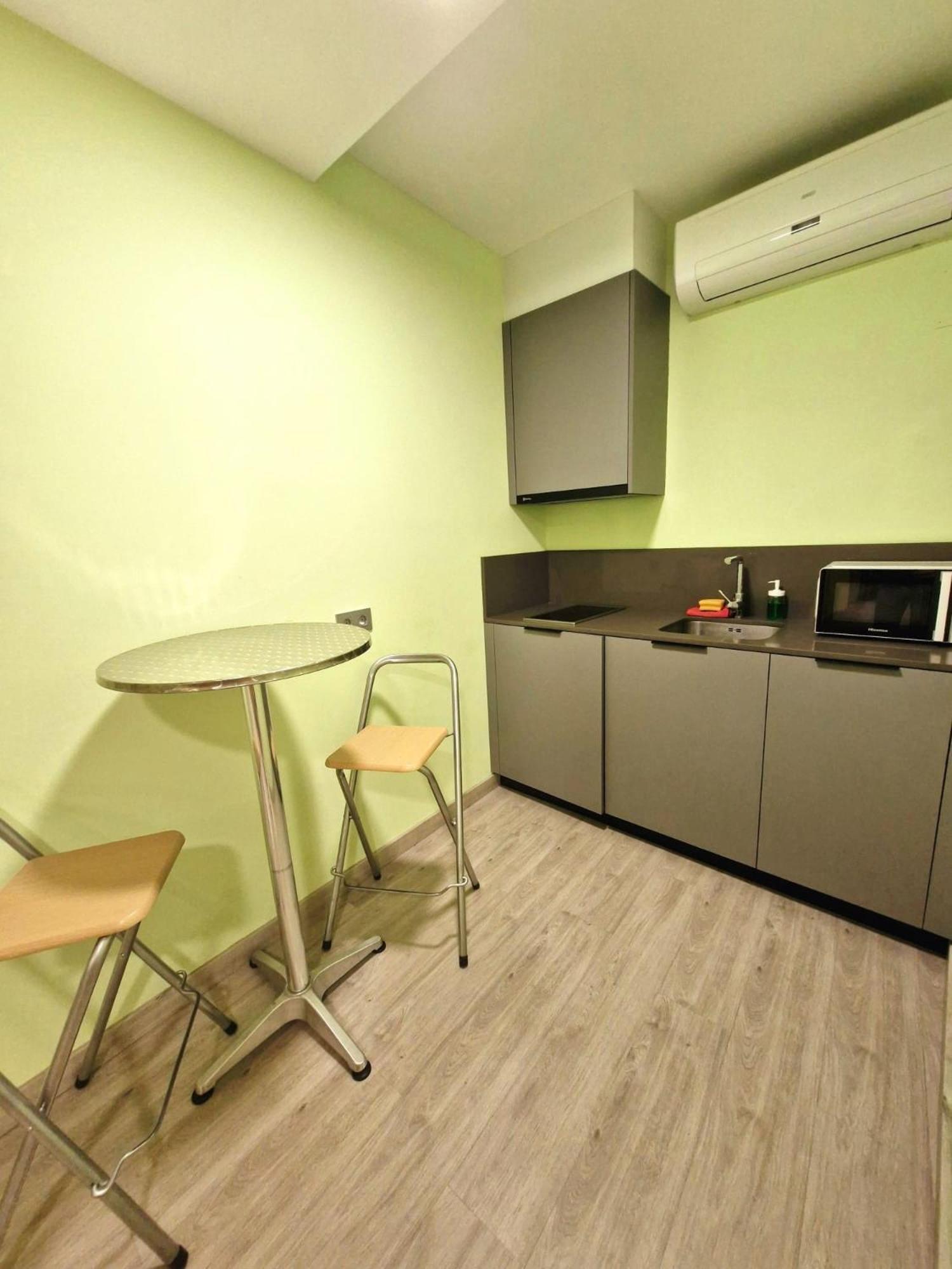 Feeling Home - Suites&Rooms 莱昂 外观 照片