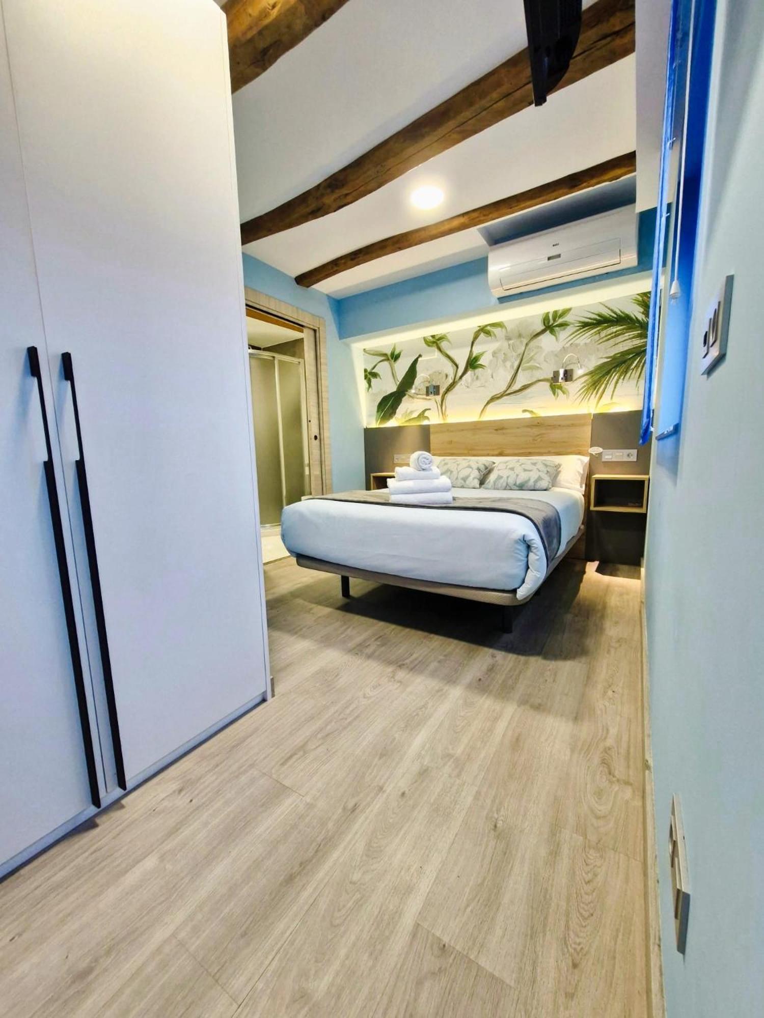 Feeling Home - Suites&Rooms 莱昂 外观 照片