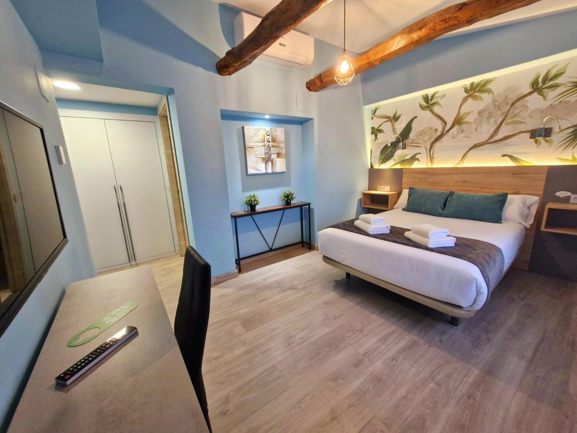 Feeling Home - Suites&Rooms 莱昂 外观 照片
